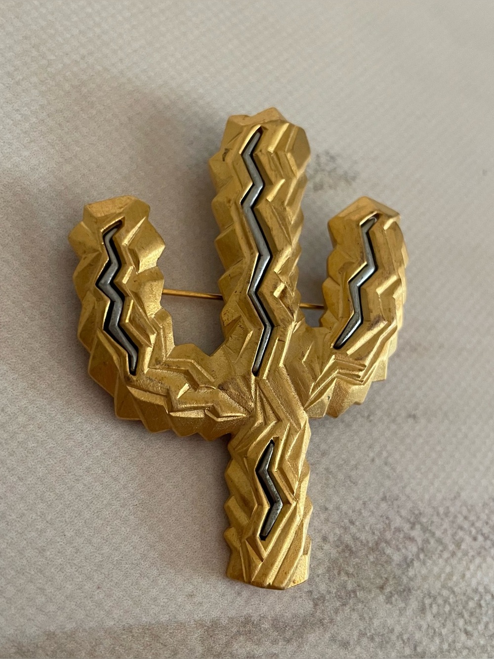 JJ Jonette J.J. & Co. Gold Cactus Brooch Western - Picture 5 of 5